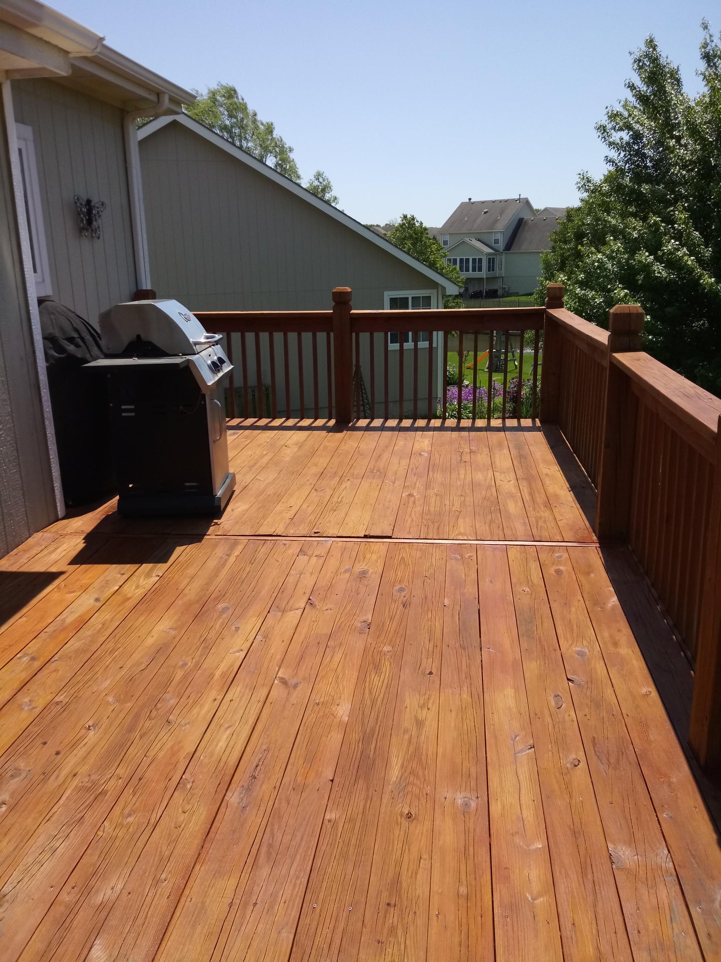 Deck Staining & Restoration