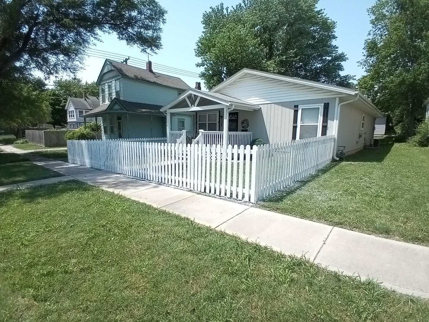 Stair, Handrail Repair & Fence Painting