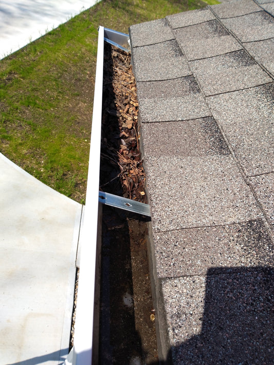 From gunky to gleaming gutters!