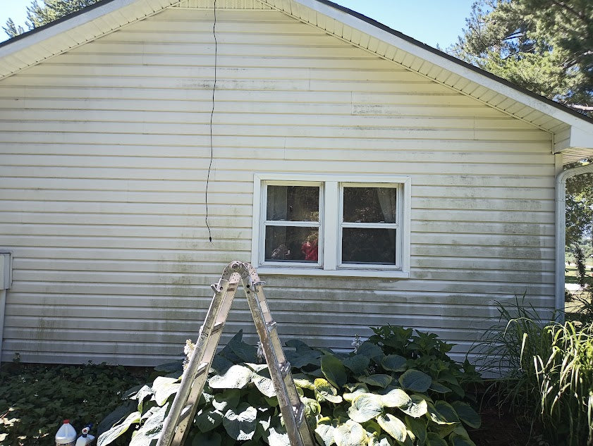 Reviving home exteriors one wash at a time!